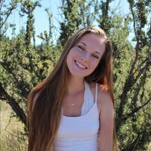 Meet your Posher, Sierra